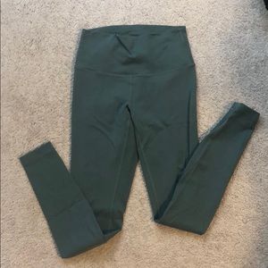 Lululemon Wunder Under Luon